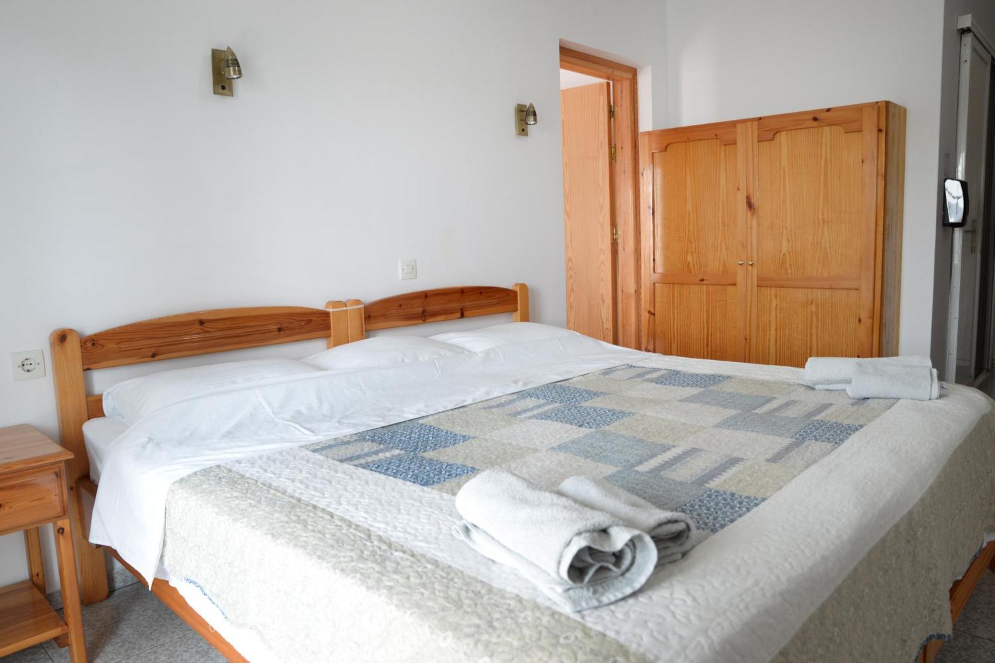 Studios Aeolos Kalymnos Myrties Room photo